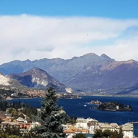 Camila Stresa, Italia Holiday home *